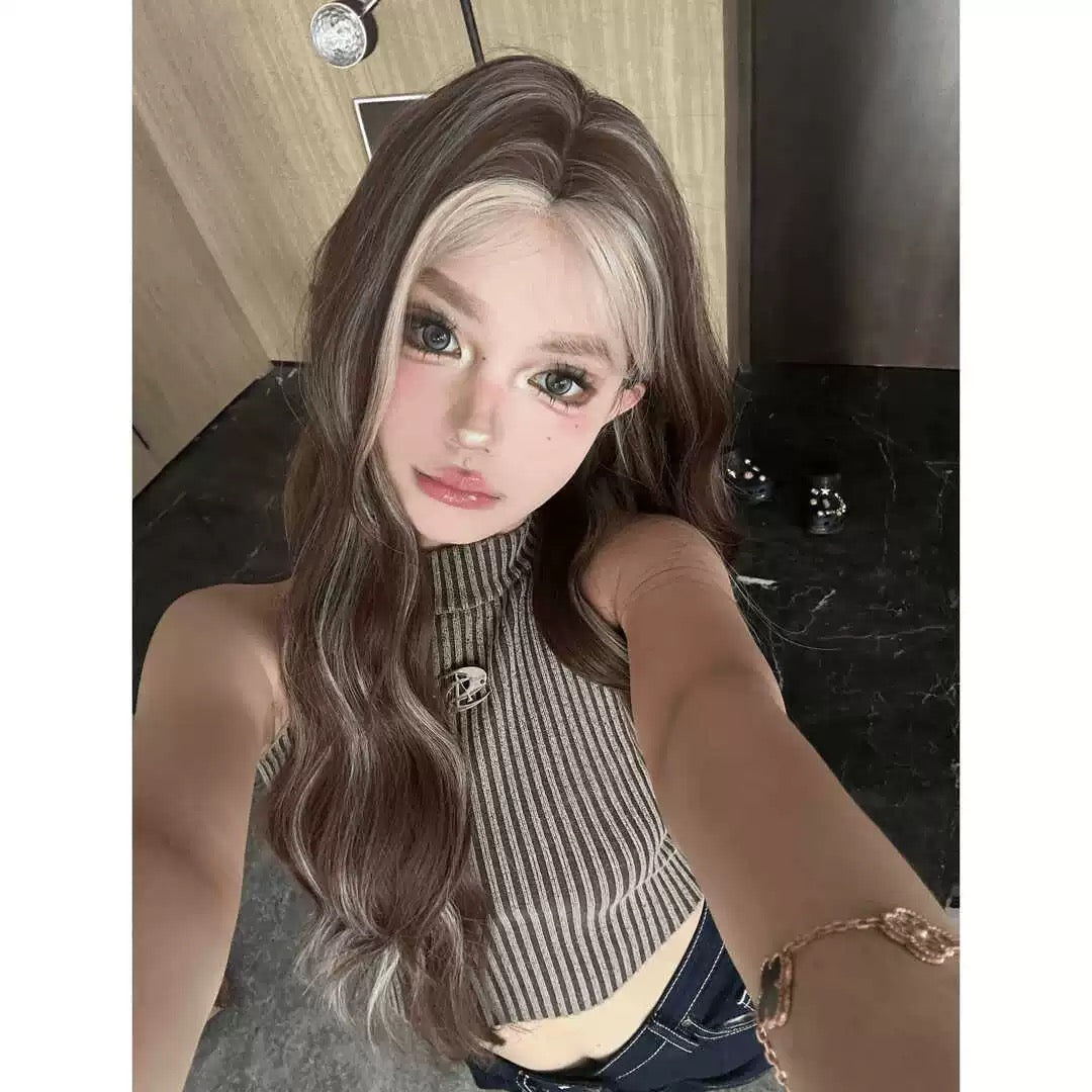 Ash-Gold Highlighted Long Curly Wig
