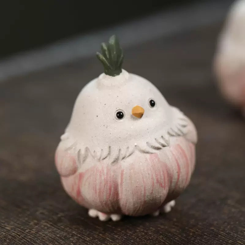 Yixing Zisha Tea Pet Garlic Bird Handcrafted Sculpture Ornament