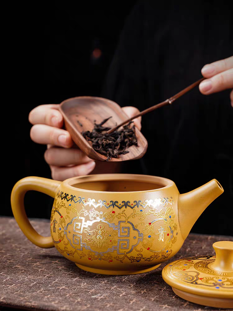 Duan‑Clay Gold‑Silver Inlay Teapot 370ml