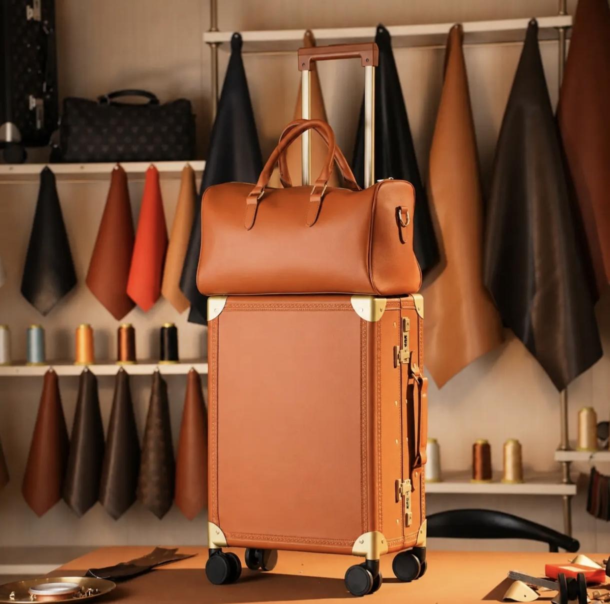 24-inch Pre-Vintage Leather Luggage with Zinc Alloy Telescopic Handle and Universal Wheels for Travel Use