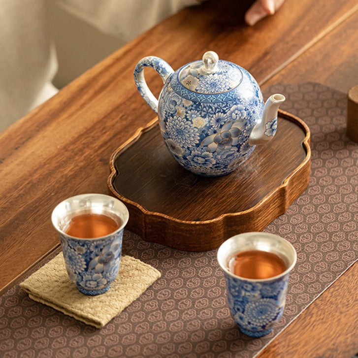 Luxurious and Elegant 999 Pure Silver Gilded Silver Traditional Chinese Design Tea Set