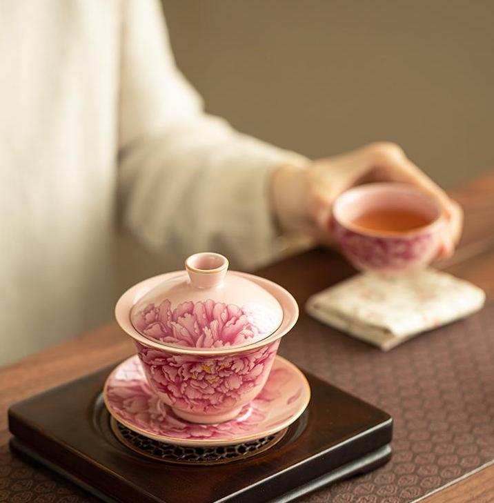 Pink Peony Ceramic Gaiwan