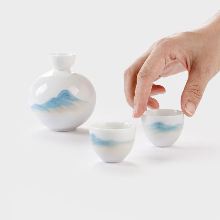 Blue Print Oriental Jingdezhen Liquor Set