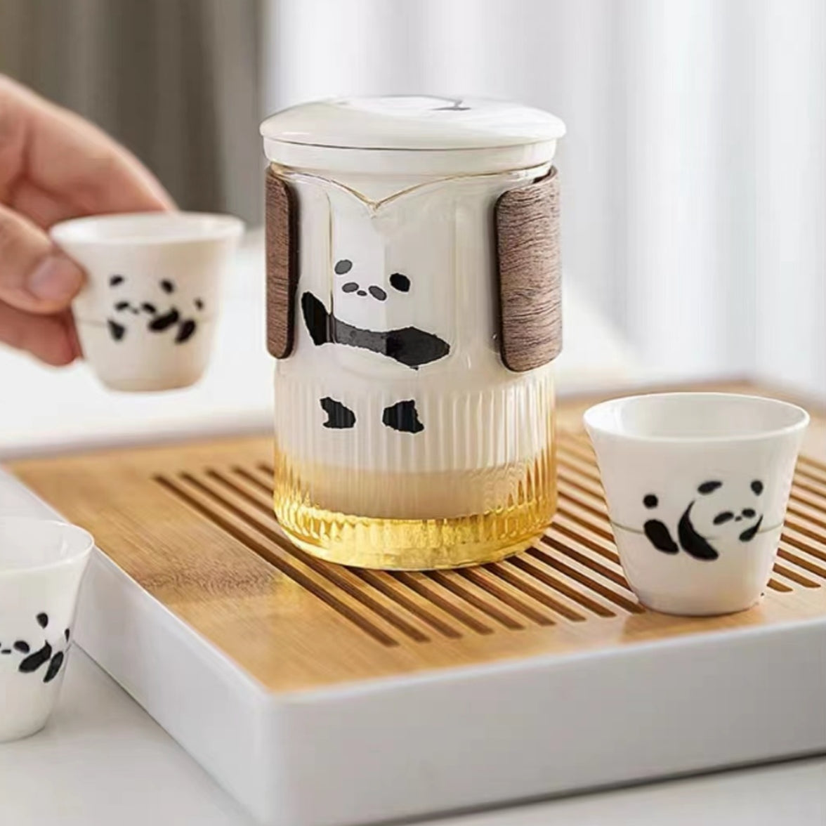 #177 Happy Panda Portable Tea Set