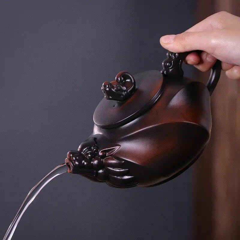Handcrafted Zitao Dragon‑Head Whistling Teapot 500ml